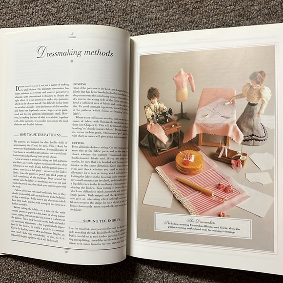 Making & Dressing Dolls’ House Dolls in 1/12 Scale Hardcover BOOK 1992 NOS - Picture 11 of 16